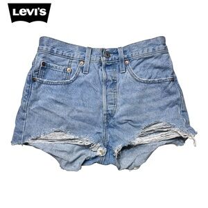 Levi’s Premium 501 Cutoff Denim Shorts Distressed Button Fly Light Wash W26